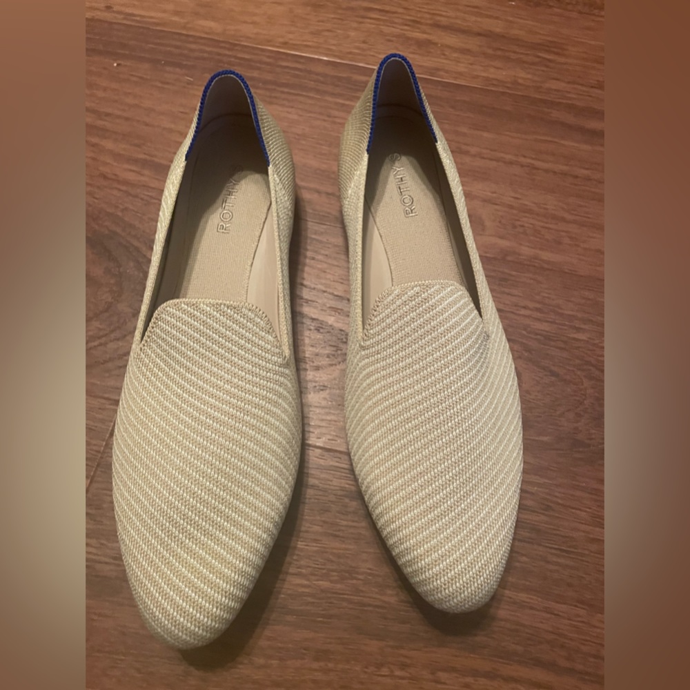 Yellow and white strip “the point” women’s size 13